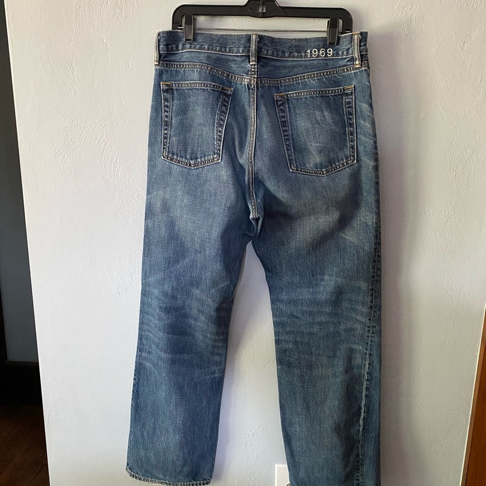 Gap Easy Fit Blue Jeans, Style - Vintage - Picture 2 of 3